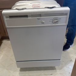 Dishwasher Whirlpool