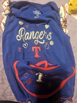 Baby Girl Onsie Read Description 📚