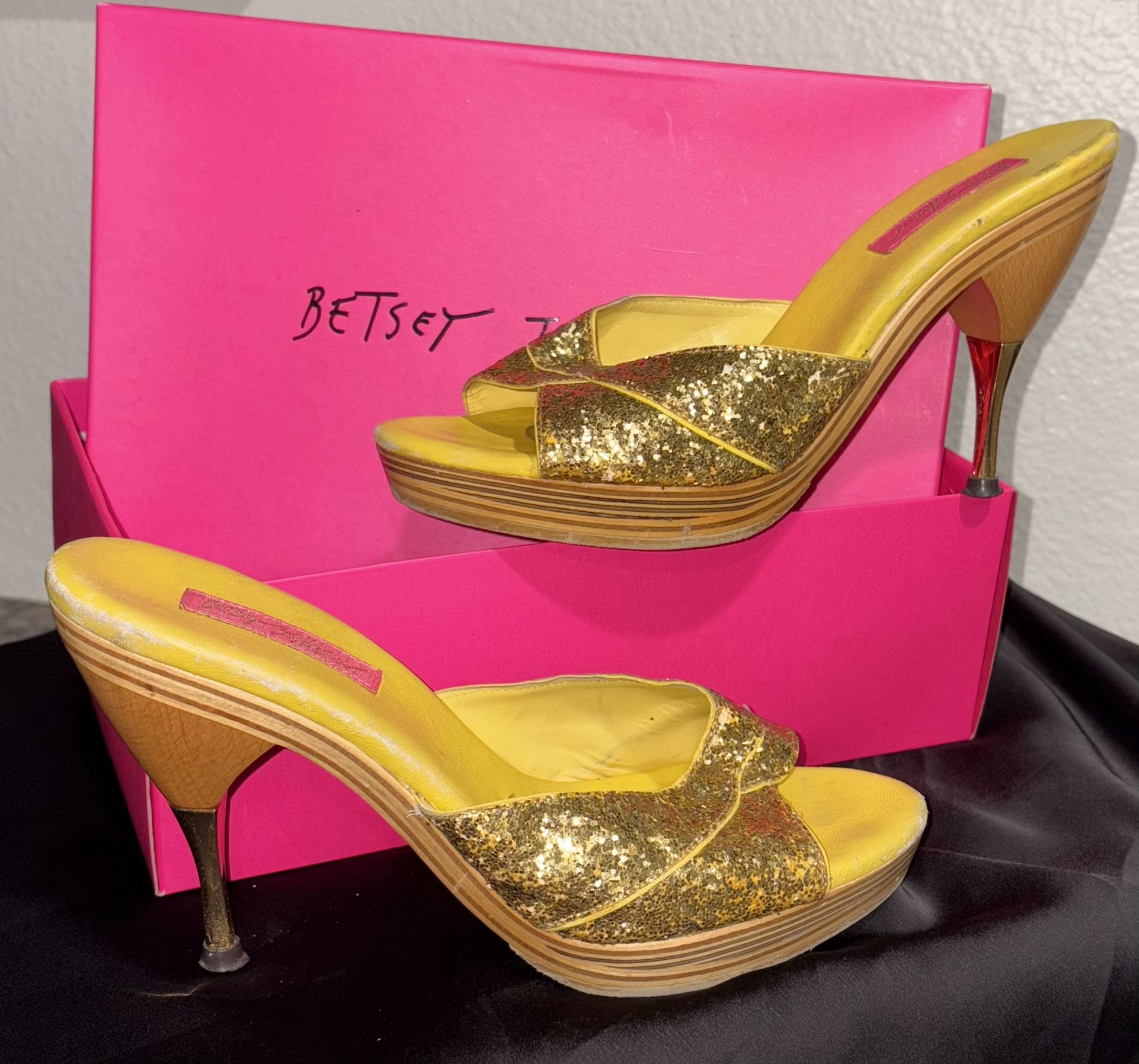 Betsey Johnson Gold Glitter Polly Heels