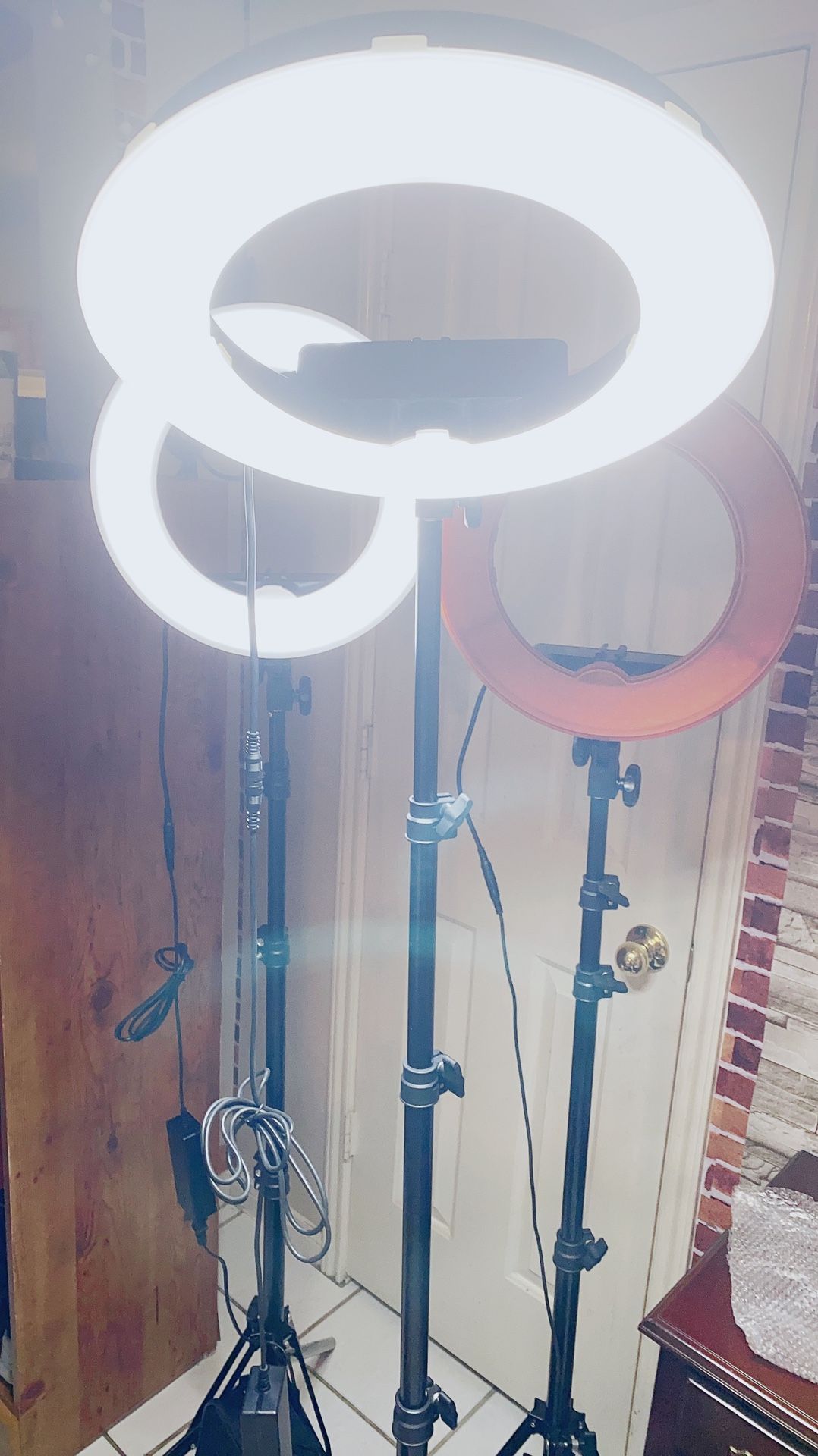 SALEπ₯π₯π₯π₯18β ring light with filter 78β tall tripod stand,with phone holder and wireless bluetooth shutter for selfie($100 each/brand new