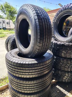 LT245/75/17 MICHELIN
