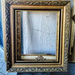 Antique Pictures Frame 