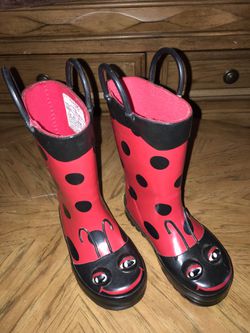 Children’s rain boots ( $5 each ) (Size: Size: 7/8)