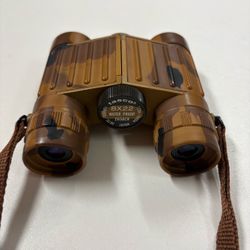 Tasco 8x22 Waterproof Compact Binoculars