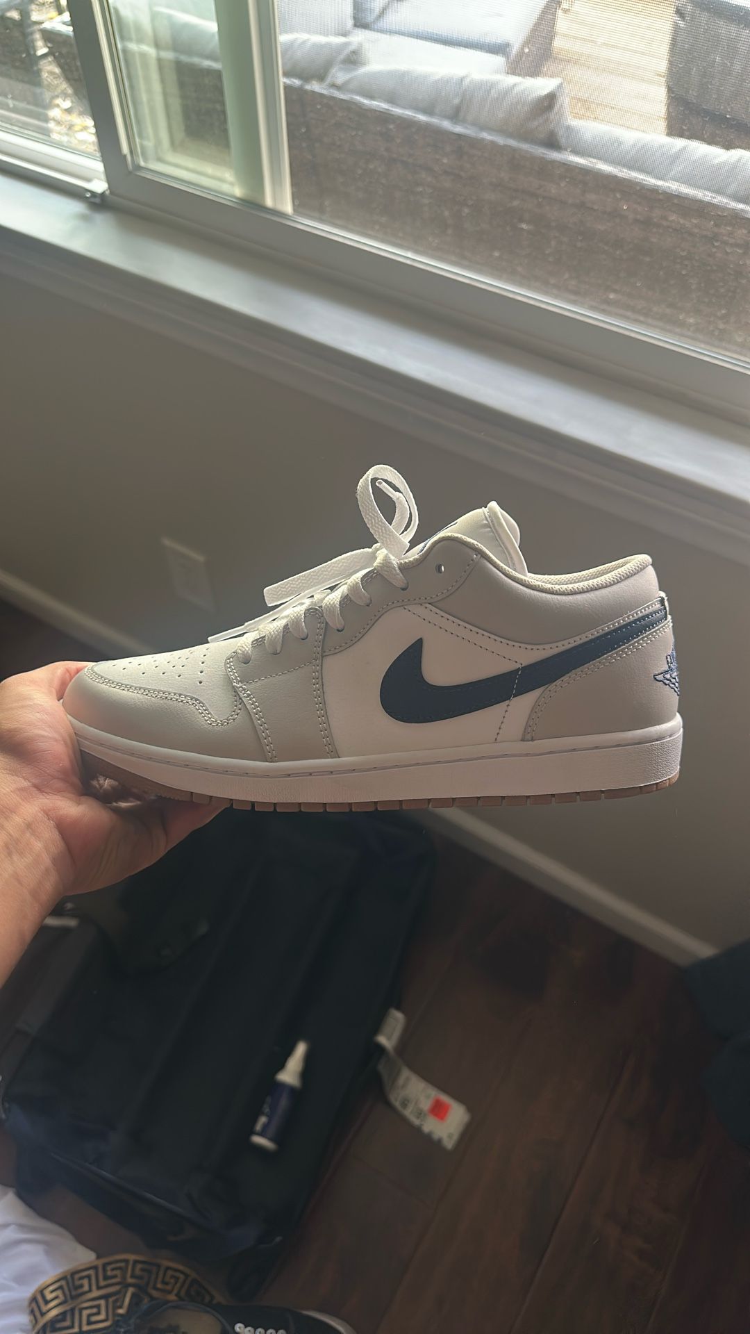 Jordan 1 Low Navy Blue Neutral Grey