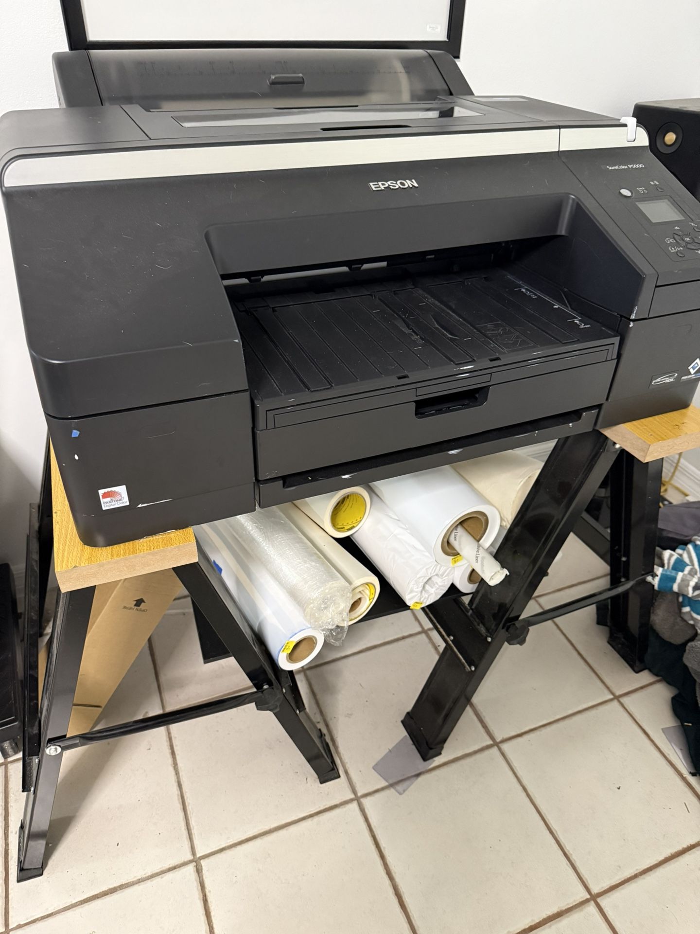 Epson Large format SCP5000 Printer With Ink Cartridges And Paper!
