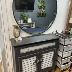 Cabinet And Mirror Sets 