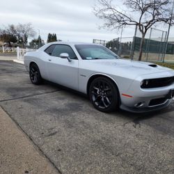 2022 Dodge Challenger