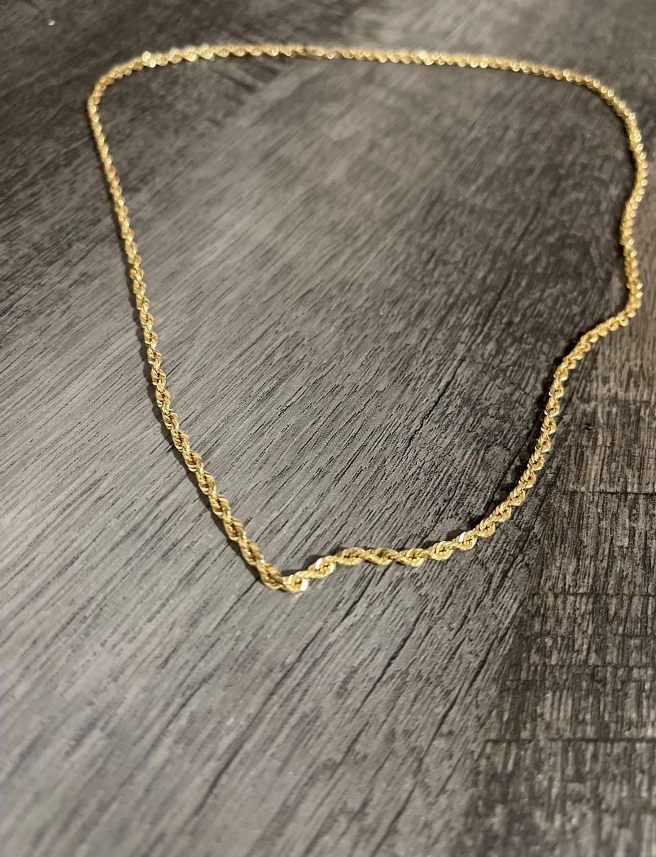 22” 10 Kt Gold Rope Chain Necklace 2.4mm