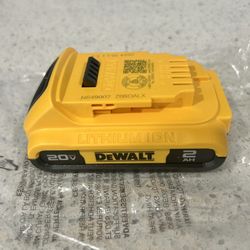 BRAND NEW Dewalt 20V MAX Compact Lithium-Ion 2.0Ah Battery Pack