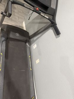 50$ Treadmill Turns On Won’t Run Bought For300$