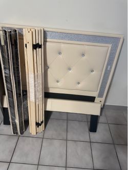 Twin bed fram