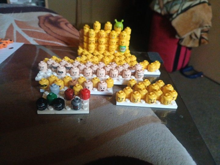 Lego Heads Make Offer