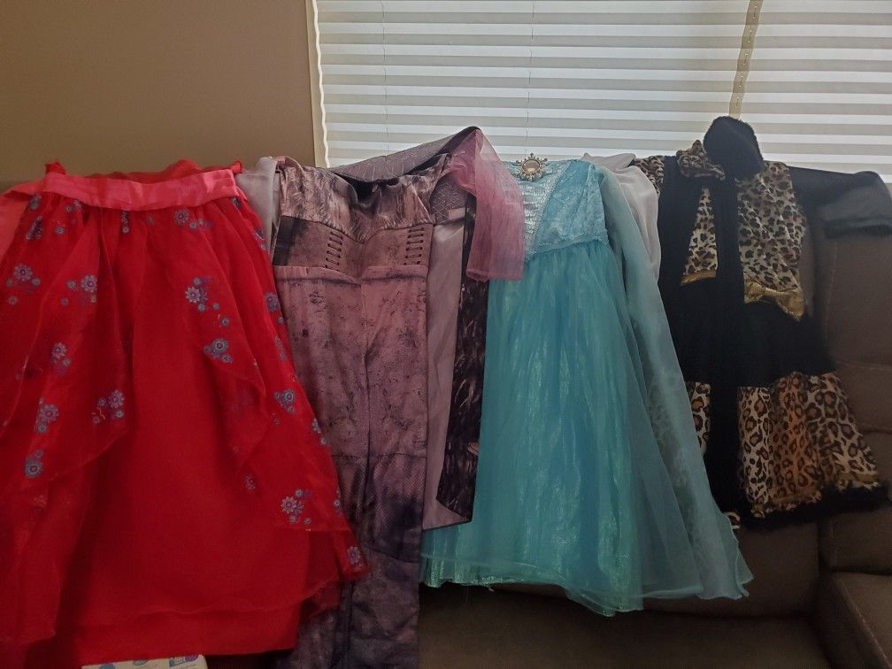Costumes