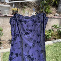 Gorgeous Vintage Prom Dress Betsy & Adam Size 4 Beaded Long Dress Floral Dark Blue/Purple Dress - Bridesmaid Homecoming Gothic