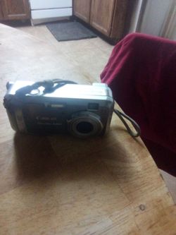 canon PowerShot Force. A4 60 5.0 with sd card