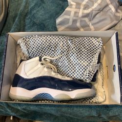 Air Jordan 11 Retro White University Blue Size 10