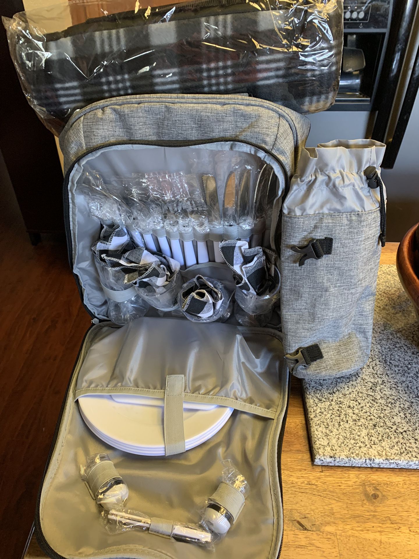 Backpack Travel Picnic Set