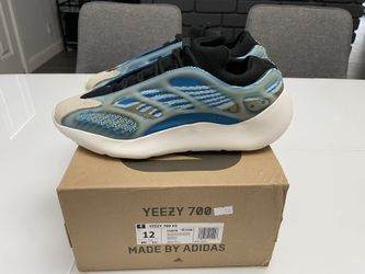 Yeezy 700 V3 Arzare