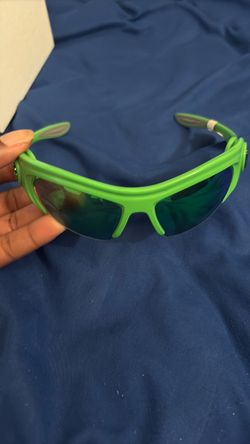 DG glasses