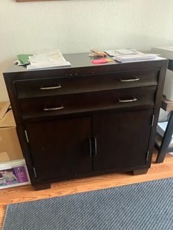 Computer desk station