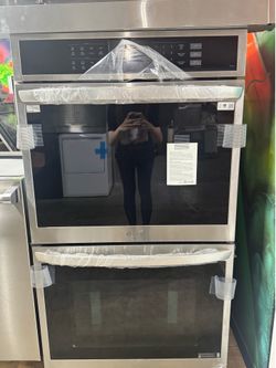 LG 9.4 cu ft. Smart double wall oven with convection and air fry