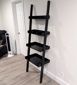 4-Tier Leaning Ladder Bookshelf (black)