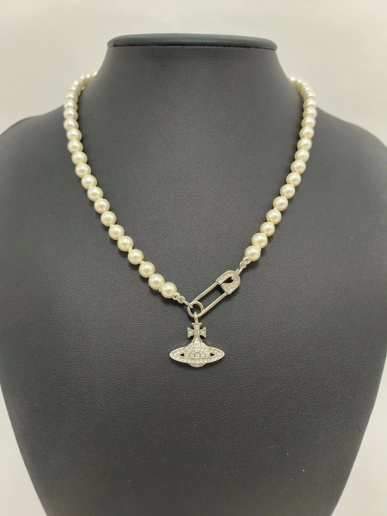 Brand new single-layer pearl necklace brooch pendant