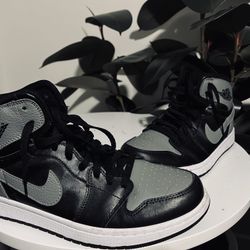 Men’s Basketball Shoes