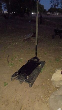 Snap-on 3 ton hydraulic floor jack