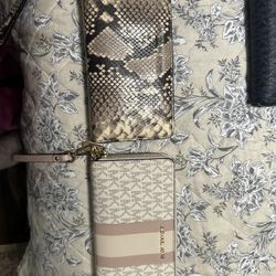 Michael Kors Wallets