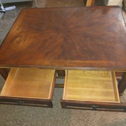 Solid Wood  coffee table with 2 drawers