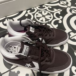 Converse Women’s Snickers