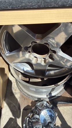 20 inch eight lug Chevy Silverado rims
