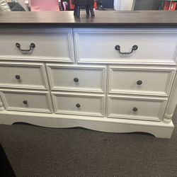 🔥Thanksgiving Sale🔥 8 Drawer Dresser, 54” Wide Farmhouse Style Chest of Drawers w/Charging Station