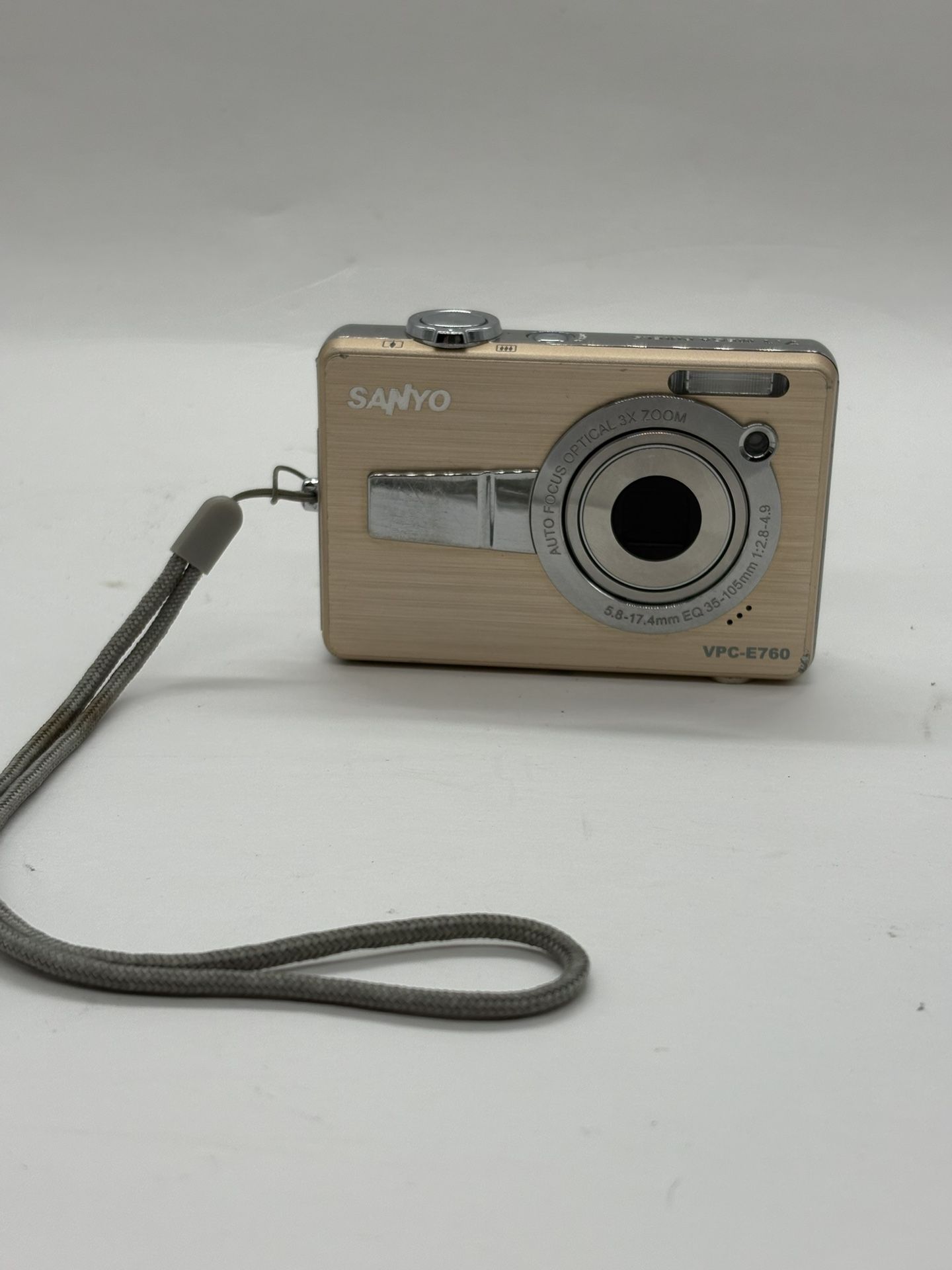 Gold Sanyo VPC-E760 7.1 Mega Pixels 3x Optical Zoom Compact Digital Camera