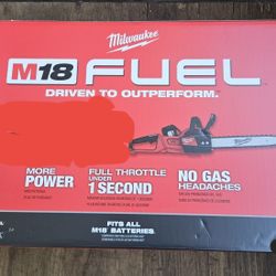 Milwaukee M18 Fuel Chain Saw 16"