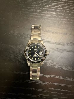 Men’s invicta dive watch