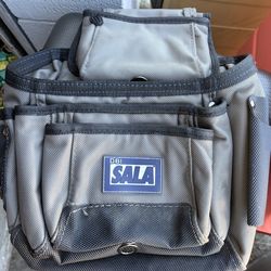 11 pocket construction tool bag