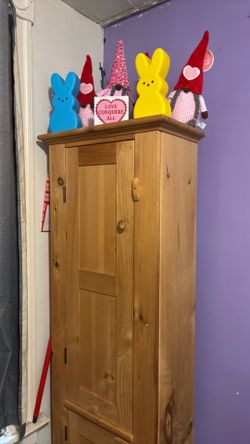 Wooden cabient