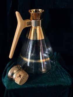 Vintage coffee carafe. "Empress" made by Inland Glass from the 1950s or 1960s.