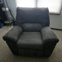 Ashley Recliner 
