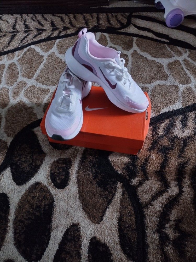 Nike. Shoes