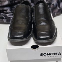 Boy's Dress Shoes, Size 2