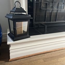 LIKE NEW POTTERY BARN BLACK METAL LANTERN CANDLEHOLDER HOME DECOR OUTDOOR PATIO
