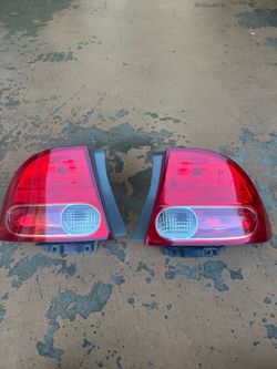 06-10 Honda Civic 4-door Rear Taillight OEM