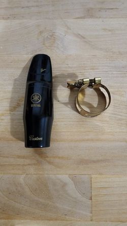 Yamaha 4cm Alto Saxophone Mouthpiece and Ligature
