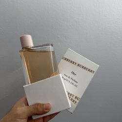Burberry Her Cologne 
