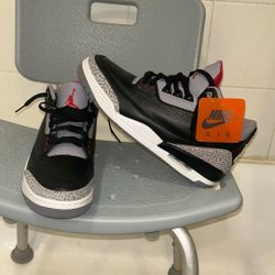 OG Retro Jordan 3s Black And Red With The Classic Elephant Print Suede Wrapped Around The Front And Back. 