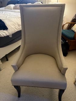 Accent chair